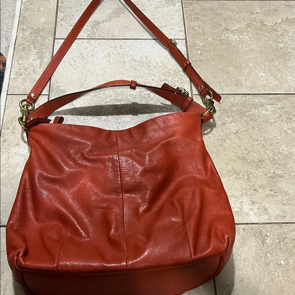 Leather coach bag - Picture 5 of 7